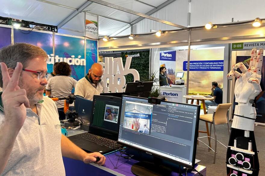 Desarrollan mano robotizada para asistir a personas con movilidad reducida y tareas agrícolas