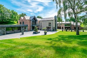 La mansión donde ya viven Cristiano Ronaldo y Georgina Rodríguez en Manchester