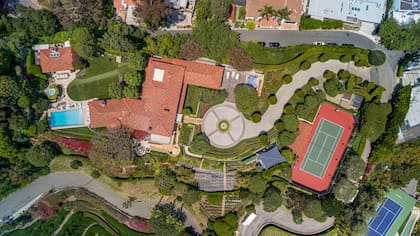 La mansión en la que vivió Ricky Martin se encuentra en Beverly Hills