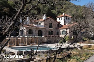 Fue casa de veraneo de la élite porteña y la convirtieron en un "art hotel" con cocina deliciosa