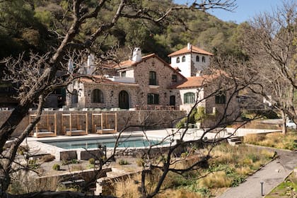 La mansión fue construida por el arquitecto León Dourge