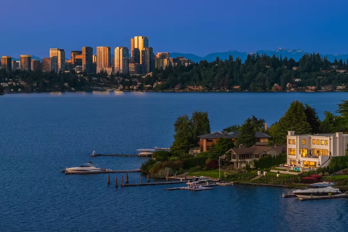 La mansión que vendió el CFO de Amazon en 25 millones de dólares