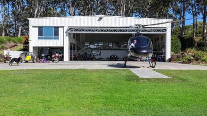 La mansión tiene un área de 400 m2 que se puede utilizar como helipuerto