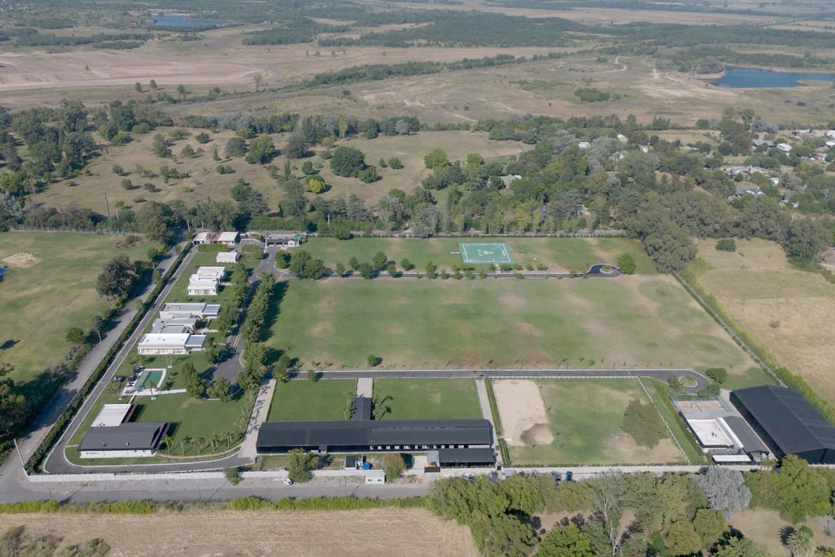 La mansión Villa Rosa, en Pilar, atribuida a la AFA