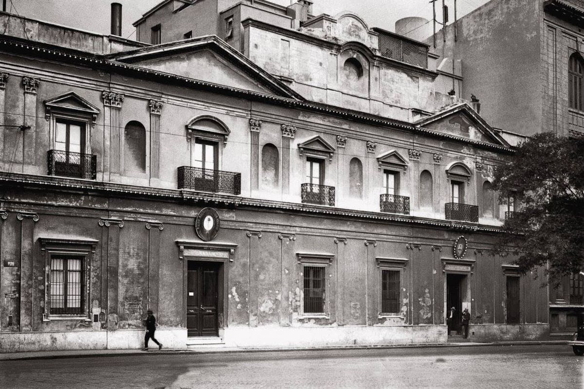 La Manzana de las Luces, donde todo comenzó. Aquí funcionó durante años la primera sede de Ciencias Exactas y Naturales.