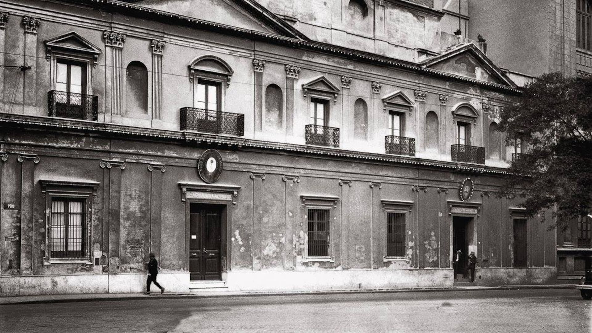 La Manzana de las Luces, donde todo comenzó. Aquí funcionó durante años la primera sede de Ciencias Exactas y Naturales.