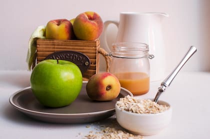 La manzana y la avena son una combinación perfecta para los licuados ricos en proteínas (imagen ilustrativa)