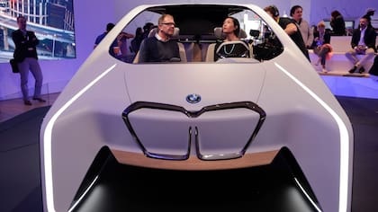 La maqueta del auto autónomo de BMW e Intel que tenían en la CES 2017