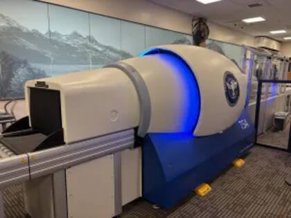 La máquinas de la TSA utilizan tecnología de detección por tomografía computarizada