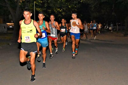 Los "gladiadores" de la 42° edición de la Maratón de los Dos Años