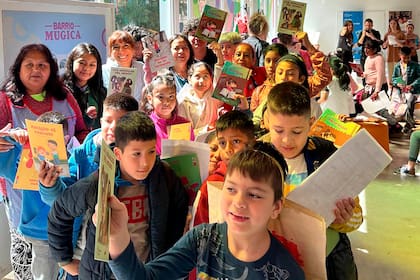 La Maratón Nacional de Lectura también se corrió en una biblioteca popular del barrio Padre Mugica
