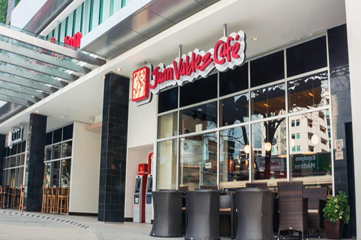 La marca colombiana llega al país de la mano de una sociedad conformada por el grupo argentino Re y el paraguayo Acsa