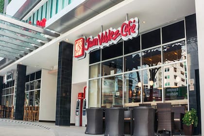 La marca colombiana llega al país de la mano de una sociedad conformada por el grupo argentino Re y el paraguayo Acsa