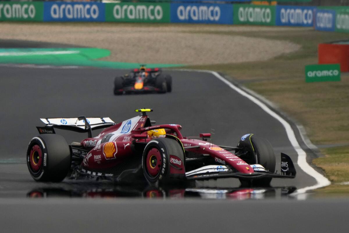 La marca de frenos Brembo cumple 50 años y equipará a diez equipos de la F1 (AP Foto/Andy Wong)