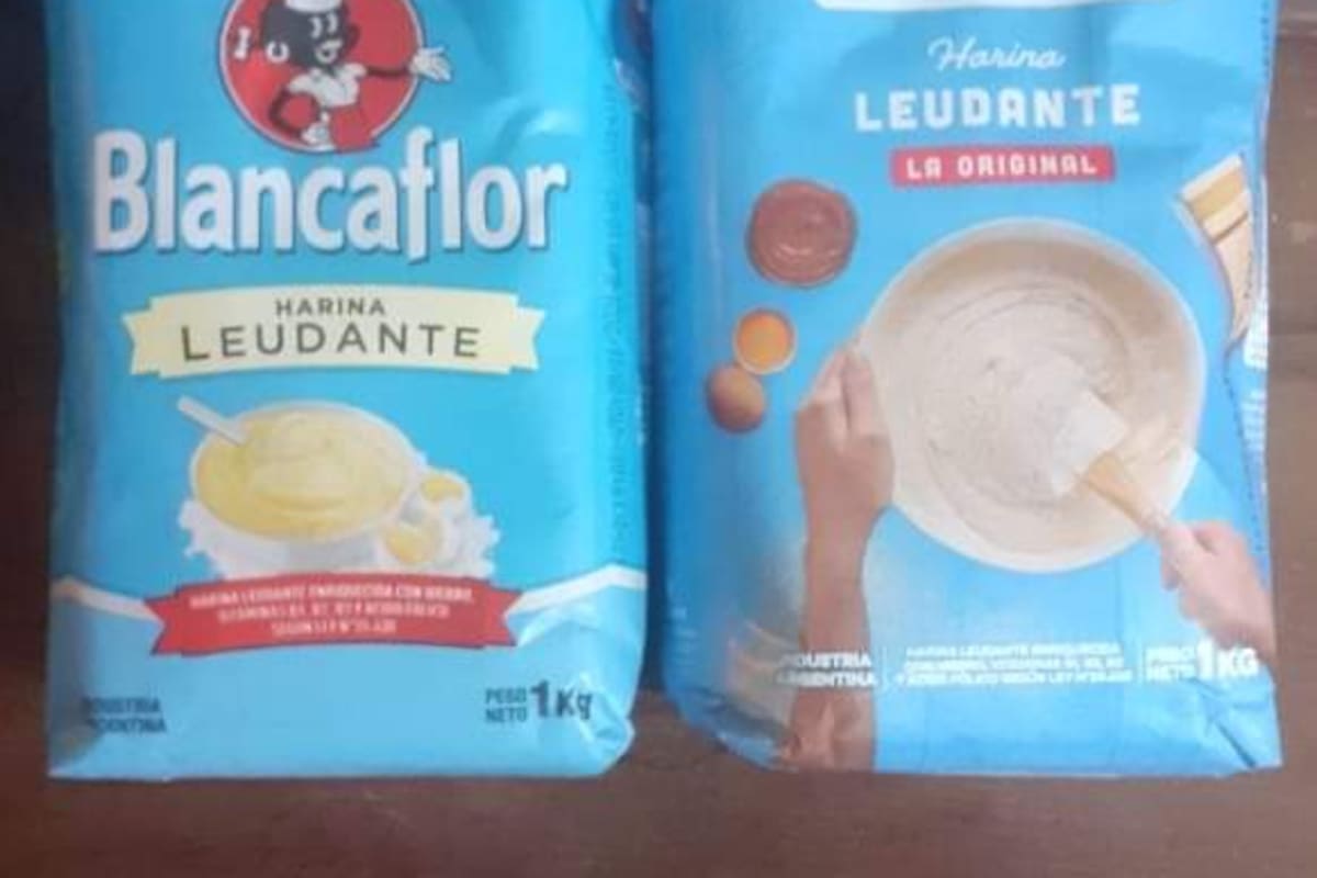 La marca de harina Blancaflor modificó la imagen de su histórico paquete celeste y quitó a la cocinera negra de su logo.