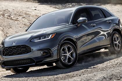 La marca japonesa amplíiará su gama de SUV con el ZR-V (segmento C)