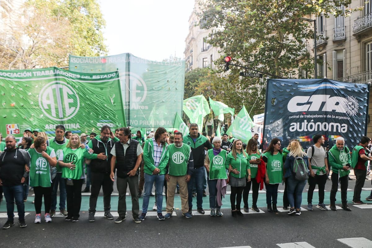 La marcha de ATE, en el centro porteño