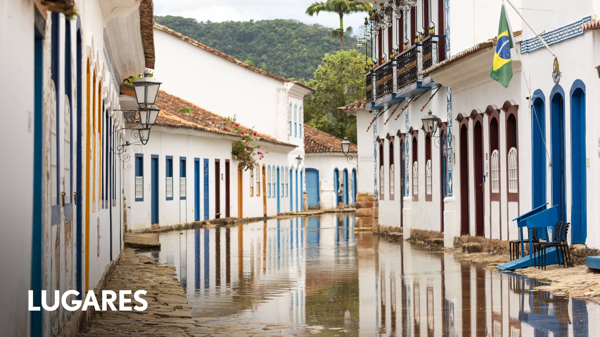 La marea hace a la magia de Paraty.