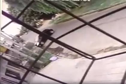 La Matanza: un efectivo de la Policía Federal mató a un delincuente cuando le quiso robar en la puerta de su casa