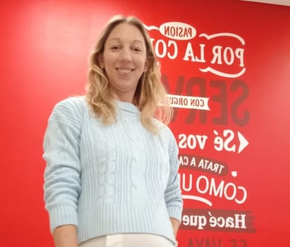 “La maternidad me desafío a reinventarme, a creer aún más en mí misma, pero también a salirme del centro. Siempre fui libre con mis horarios y ahora todo gira alrededor de mi hijo.