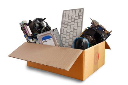 La mayor parte de los componentes de una computadora ahora entra en la categoría licencias no automáticas, que hace más costosa su importación