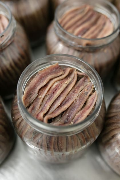 La mayoría de las anchoas que se salan en Mar del Plata, se exportan.