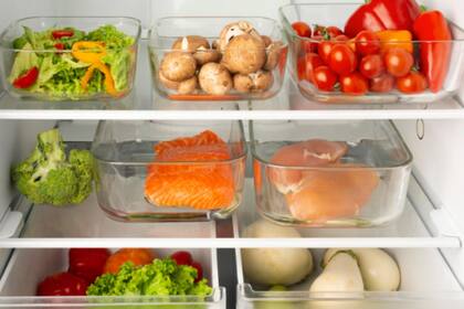 La mayoría de las frutas y verduras presentan una maduración climatérica. Esto significa que, al separarse de la planta, siguen madurando gracias a la producción de gas etileno