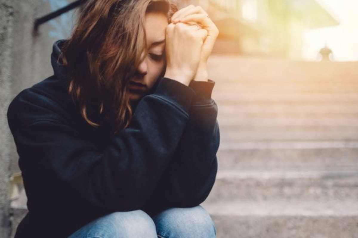 La mayoría de las personas en algún momento hemos tenido que dar respuestas a las emociones de otros