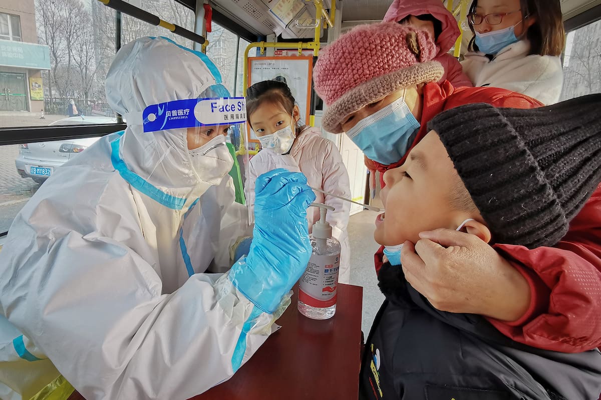 La mayoría de los casos detectados en niños son asintomáticos o con cuadros más leves que los adultos