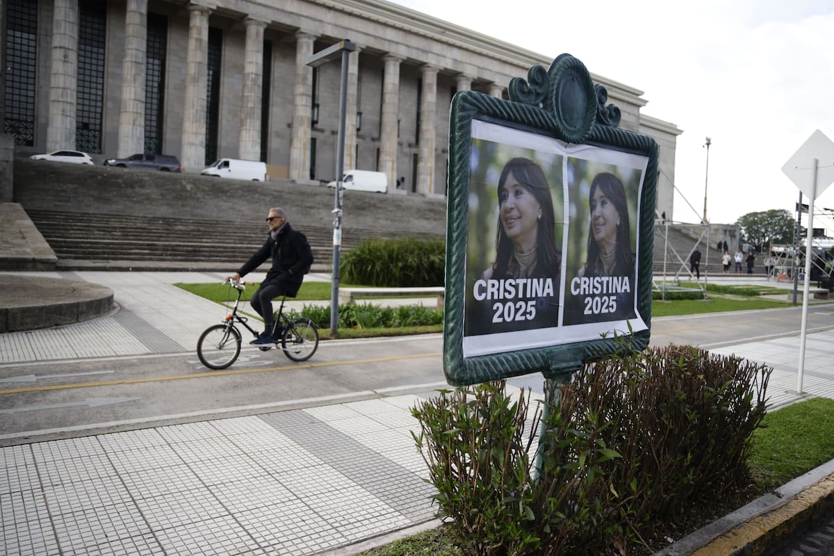 La mayoría de los decanos de las facultades votaron en contra del proyecto.