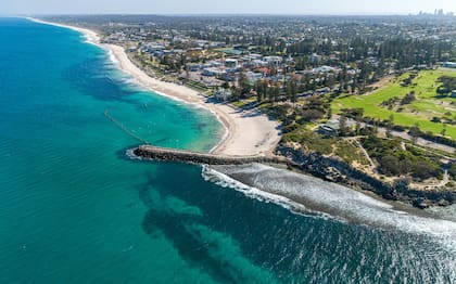 La mayoría de los estados consideran que las playas ubicadas por debajo de la línea de marea alta son propiedad pública