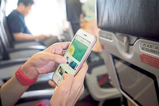 Internet + celulares + TV. La fiebre low cost llega a los packs "todo en uno"