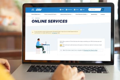La mayoría de los trámites del DMV se pueden iniciar y completar en línea