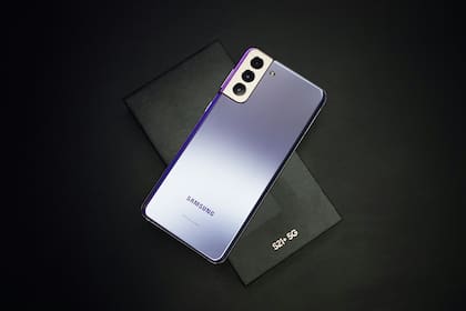 La mayoría de teléfonos que sí reciben el servicio de T-Satellite son los modelos de Samsung Galaxy (Unsplash/Anh Nhat)