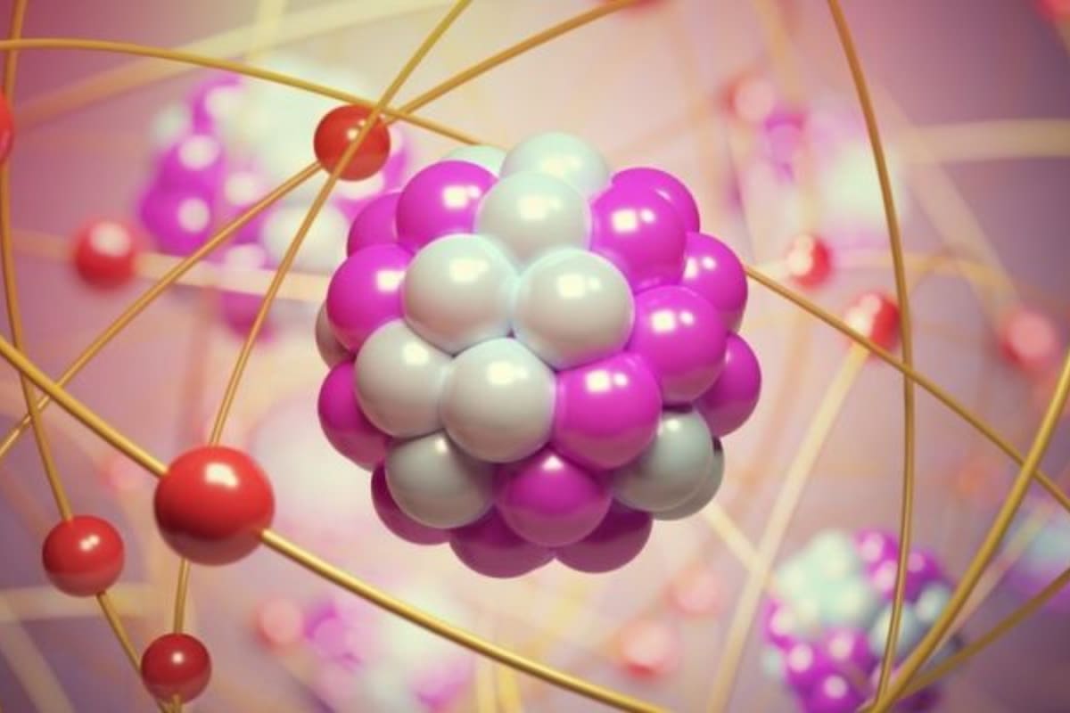 La mecánica o física cuántica estudia el mundo a nivel de átomos y partículas subatómicas