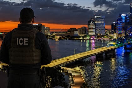 La media mensual de detenciones fuera de cárceles pasó de 15 a 165 en Jacksonville