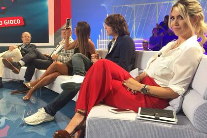 La mediática habló sobre la carrera de su marido, Mauro Icardi, y aseguró que aún puede ser parte de alguno de los próximos tres mundiales