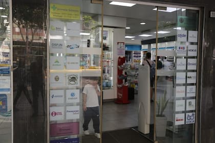 "La medida afecta no solo a nuestra profesión, sino también a toda la sociedad, comprometiendo el acceso oportuno y seguro a los medicamentos", denuncia el sector farmacéutico