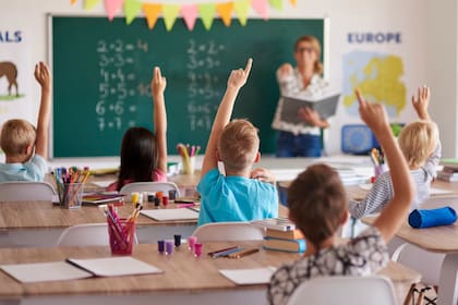 La medida alcanza a programas basados en competencias para personas con títulos universitarios fuera del campo educativo