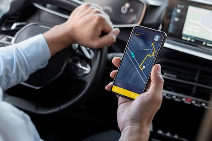 La medida alcanza a viajes aceptados por conductores de aplicaciones que ofrecen servicio de transporte