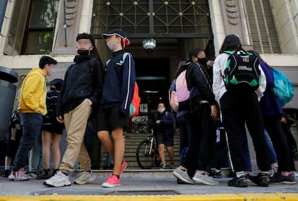 La medida apunta al lenguaje utilizado por los docentes en el aula y en todas las comunicaciones institucionales