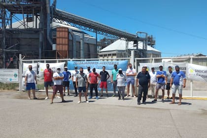 La medida de fuerza ya cumplió 20 días