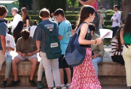 La medida del DHS podría afectar a miles de estudiantes internacionales