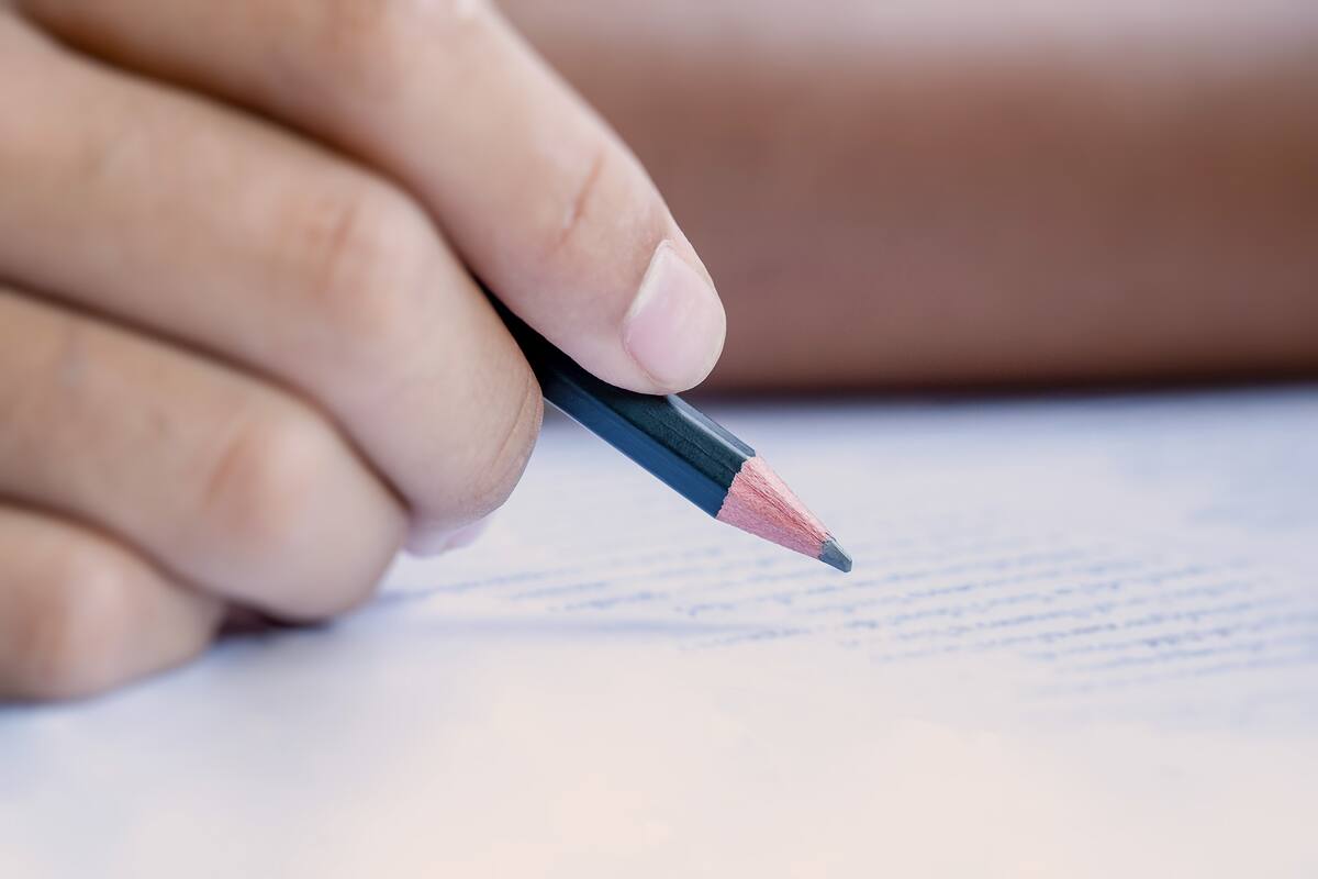 La medida es hasta que las clases vuelvan a la normalidad