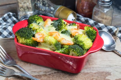 La mejor forma de cocinar el brócoli es al horno y en freidora de aire (Foto: Freepik)