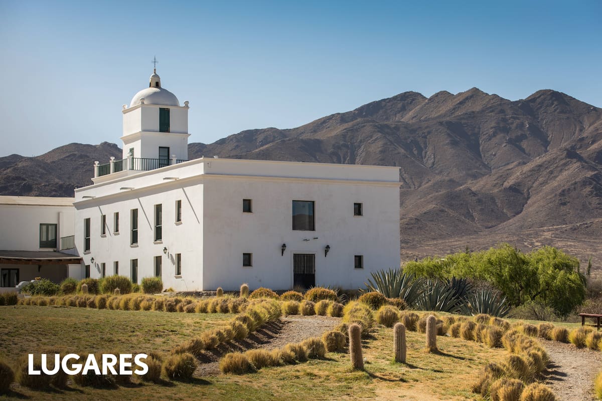 Reconocido por el importante porte y la torre tipo campanario, La Merced del Alto es uno de los hoteles más emblemáticos de Cachi.
