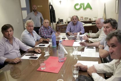 La Mesa de Enlace en la reunión en CRA