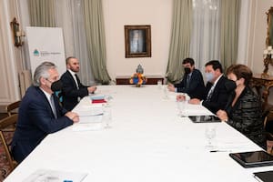 La mesa de la negociación tendida hoy en Roma entre el Gobierno y el FMI.