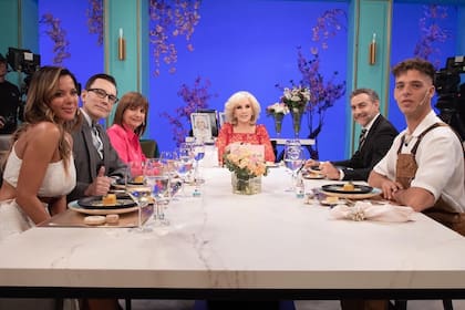 La "mesaza" de Mirtha Legrand de este sábado por la noche