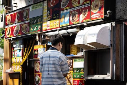 La migración a Japón ha aumentado en los últimos años, pero sigue siendo baja en comparación con otras economías importantes